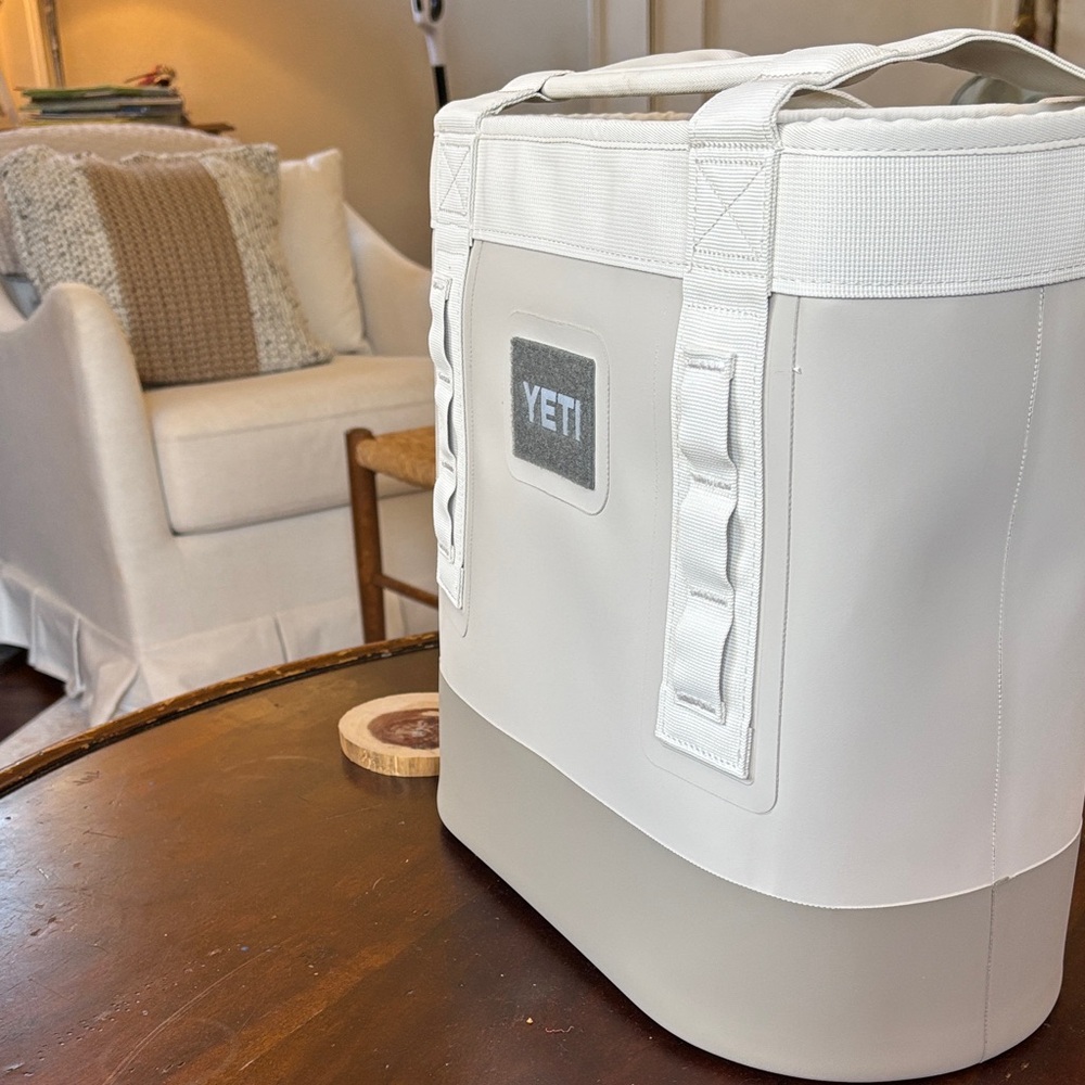 YETI Women's Beige Tote Bag - Picture 4 of 6